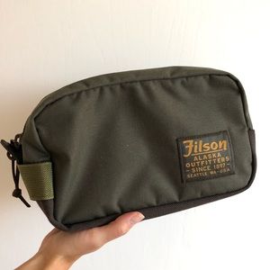 Filson Travel Pack
